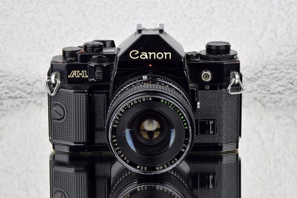 Porady dla początkujących fotografów - co warto wiedzieć przed zakupem pierwszego aparatu